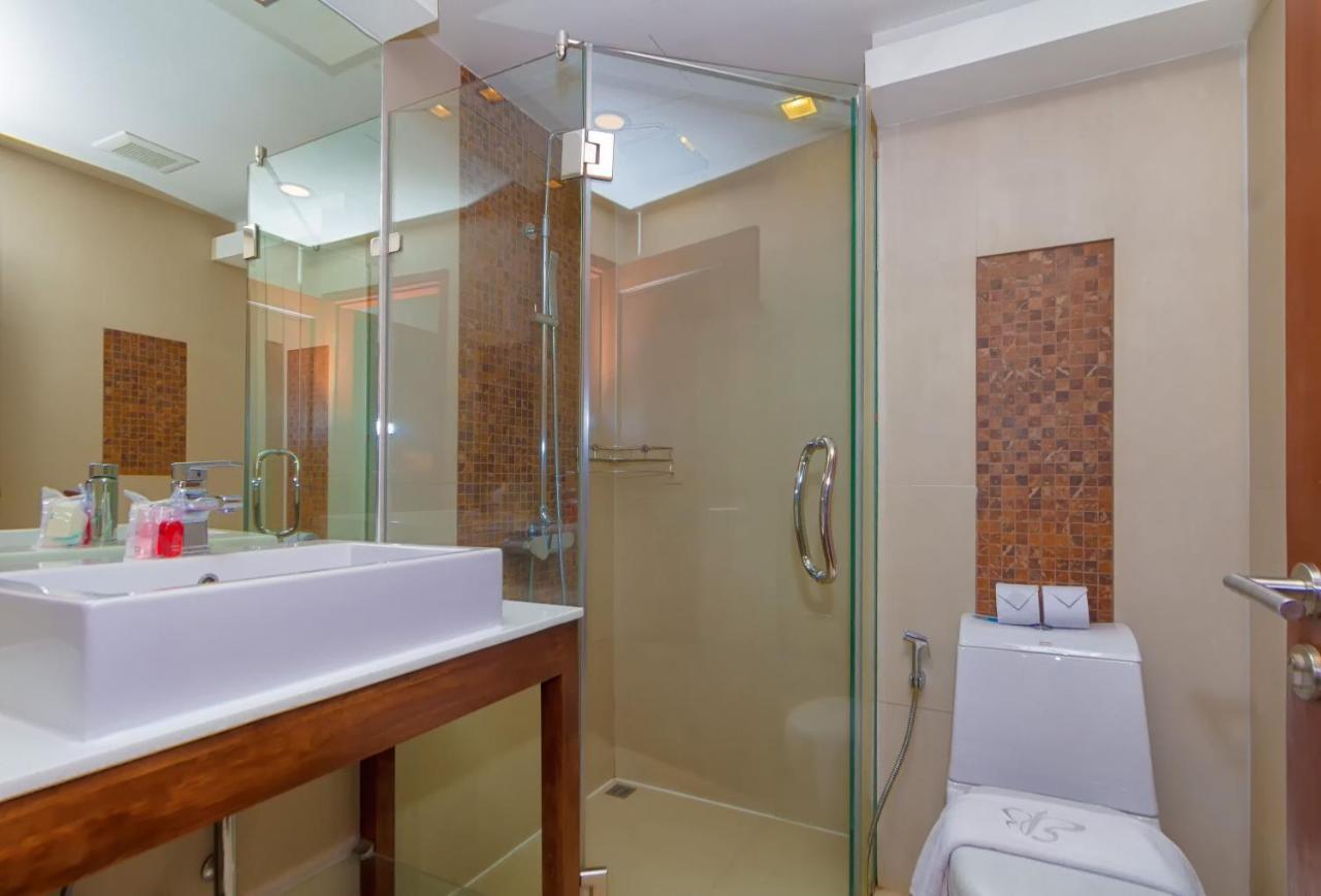 Premium Two-Bedroom Karon Butterfly Suite With Panoramic Sea Views" Buitenkant foto